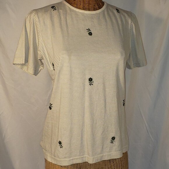 Ladies NORTHERN REFLECTIONS Thin Striped Short Sleeve Shirt w/Embroidered Flower - Picture 1 of 5